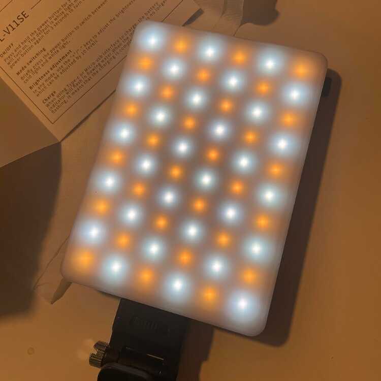 Luz LED Portátil Con Clip para Celulares