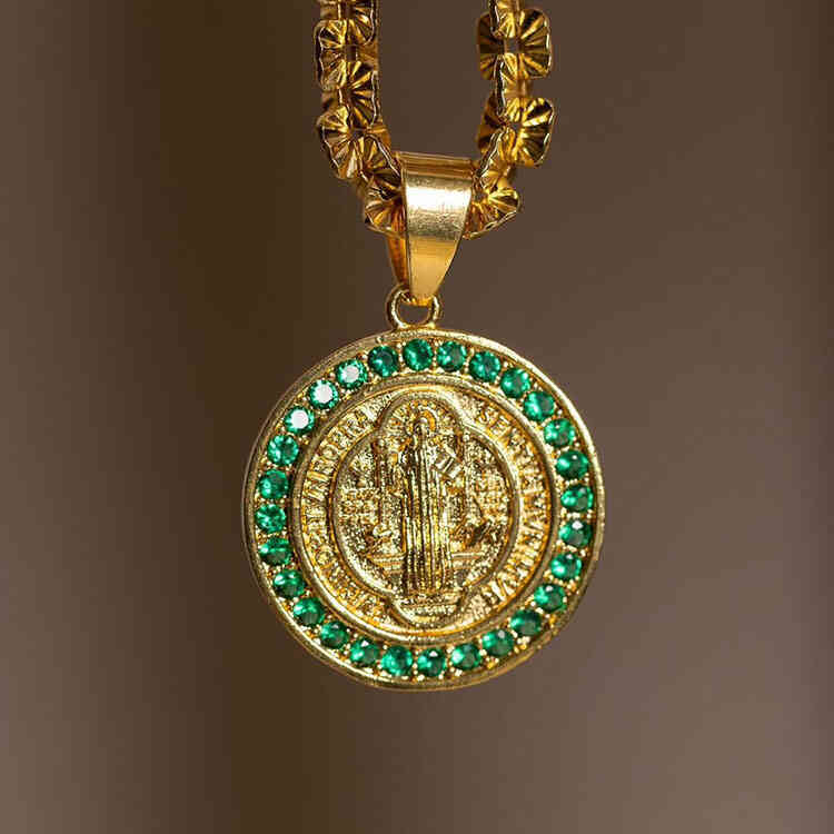 Medallón San Benito Tipo Esmeralda | ORO AURUX
