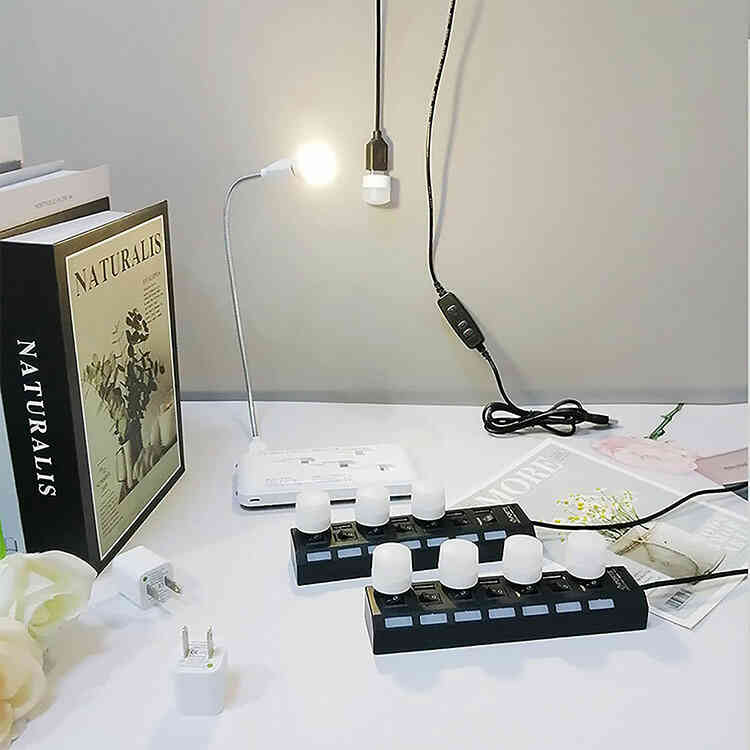 Set de 5 Mini Lámparas LED de Enchufe USB